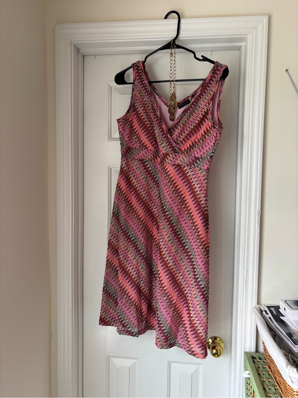 New York & Company Pink Chevron Sleeveless Midi Dress
